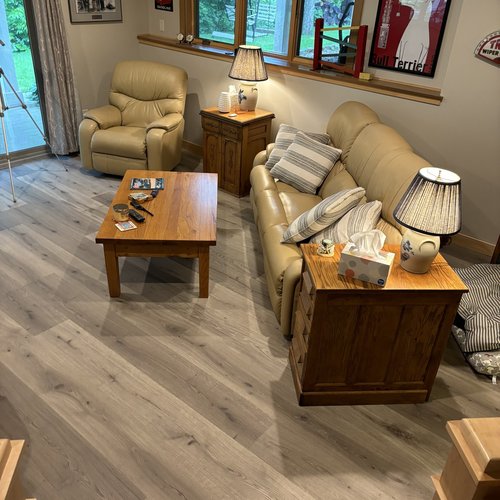 New laminate flooring in McFarland, WI from Bisbee's Flooring Center